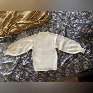 Mock turtle neck bubble sleeve sweater